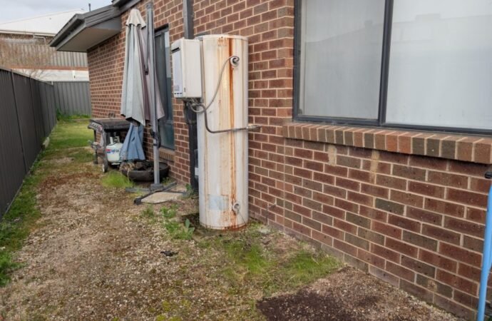 My hot water system died, so I upgraded to a smart heat pump