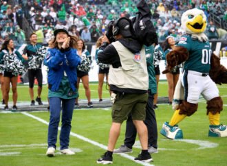 NASA Astronaut Christina Koch at Eagles vs. Rams – NASA