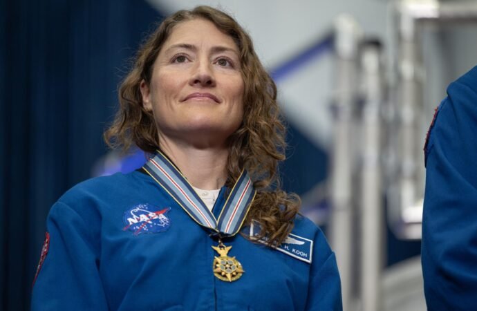 NASA Astronaut Christina Koch to Join NFL Fans in Philadelphia – NASA