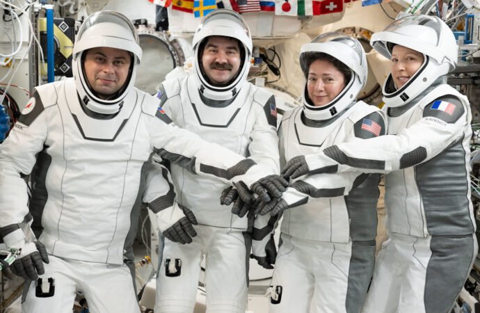 NASA to Stream SpaceX Crew-12 Return, Splashdown Live – NASA