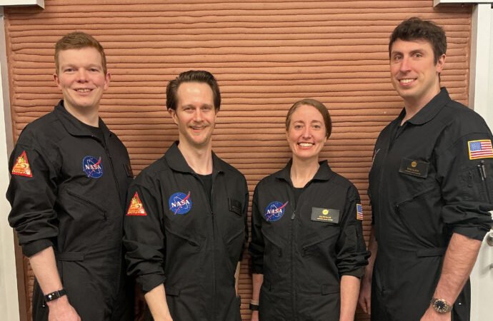 NASA’s Simulated Mars Crew Marks One Year Inside Habitat – NASA
