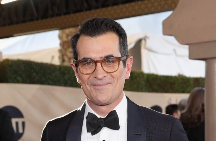 NBC Developing New ‘Coach’ Series With ‘Modern Family’ Star Ty Burrell