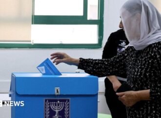 Netanyahu and Eisenkot face difficult paths to power as neither set to win majority