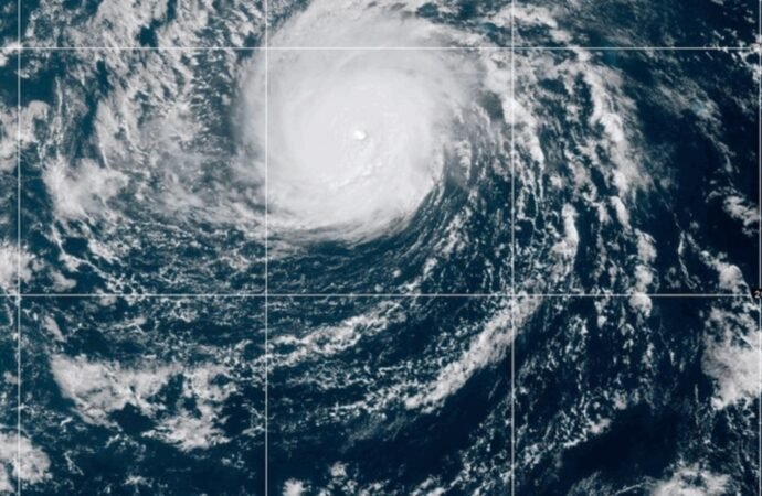 Nolo becomes a Category 3 Hurricane in the remote Pacific Ocean