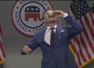 Pete Hegseth Chugs ‘Spider-Man’s Non-Alcoholic B—- Beer’ in ‘SNL’ Cold Open That Mocks Tom Holland, Mitch McConnell and JD Vance