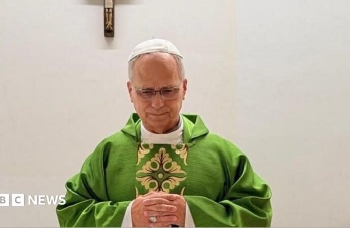 Pope pictured for first time since surgery and cancer diagnosis