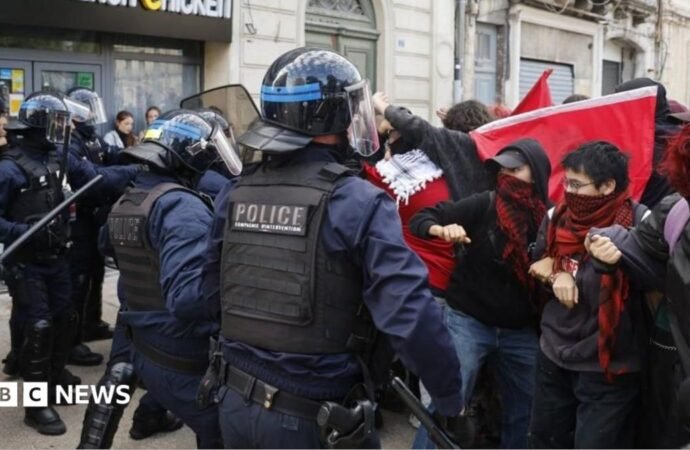Riot police clash with students as education protests rage in France