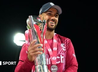 Saif Zaib: Hampshire sign all-rounder from Northamptonshire
