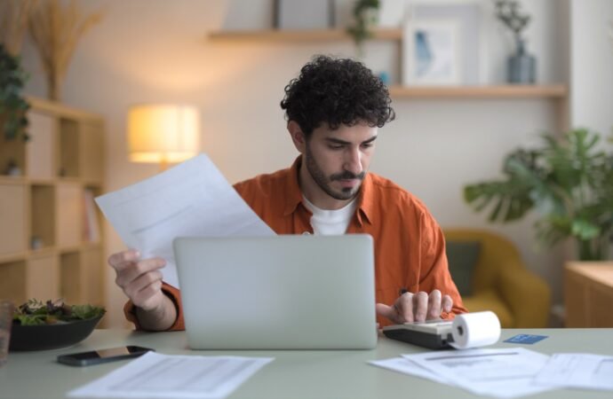 Social Security benefits could be cut 22% in 2032—and one fix would mean a 40% payroll tax hike for millennials and Gen Z | Fortune