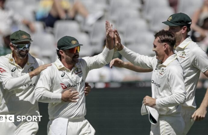 South Africa vs Australia: Careless dismissals give tourists route to series win
