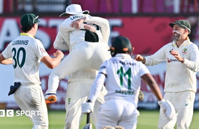South Africa vs Australia: Matt Renshaw stars again as tourists close on statement victory