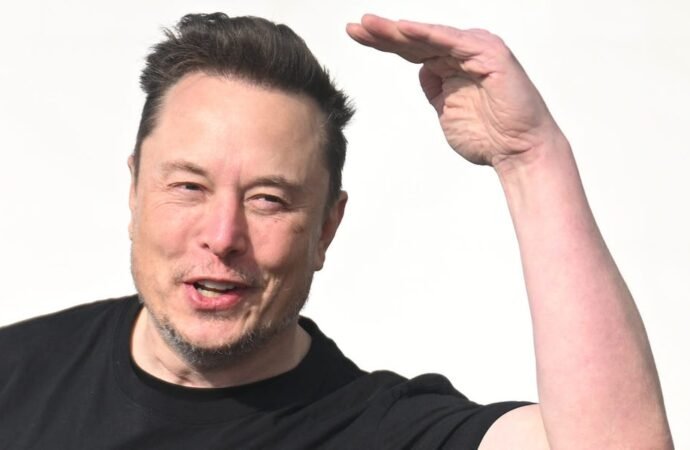 SpaceX’s Starlink closer to becoming a major mobile carrier rival
