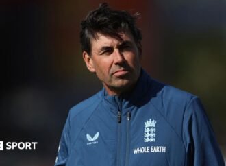 Stephen Fleming suggests England coach should be English