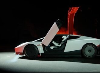 Tesla reveals SpaceX-powered Roadster that flies and falls with style | TechCrunch