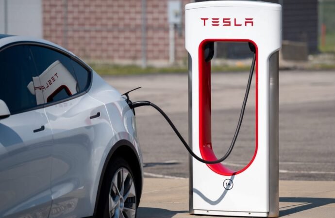 Tesla rolled out a ‘drive away’ feature it hopes ‘you never need’