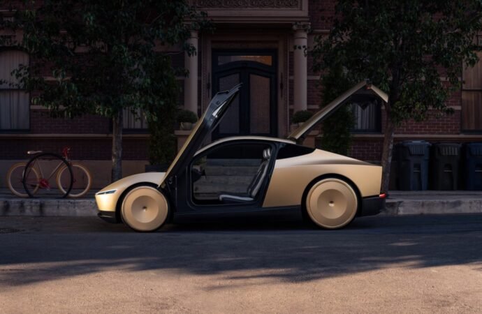 Tesla says it will start selling Cybercabs by end of year | TechCrunch