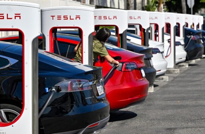Tesla will now let you drive off mid-charge if there’s an emergency