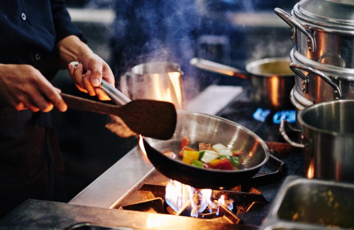 The Unusual Item I Use to Degrease a Pan Before Washing It – CNET