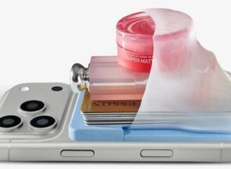 This stretchy MagSafe storage pouch gives your phone a sizable trunk