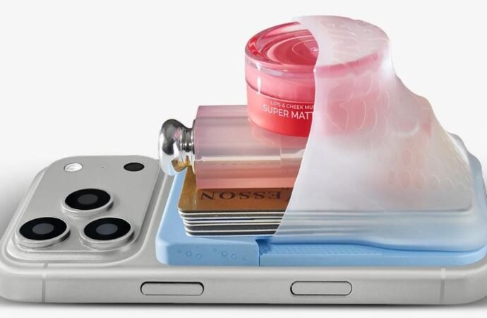 This stretchy MagSafe storage pouch gives your phone a sizable trunk