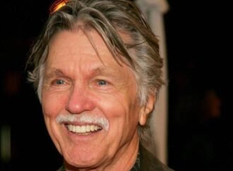 Tom Skerritt, ‘Picket Fences’ and ‘Alien’ Star, Dies at 93