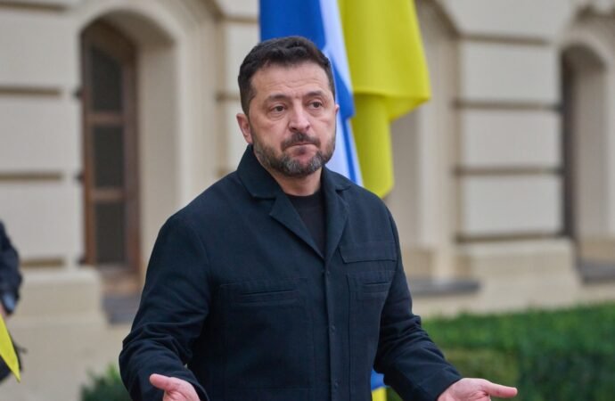 Trump administration offers mixed messages on limits to Ukraine’s Starshield access