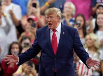 Trump at South Florida rally revives the idea of military intervention in Cuba after Iran