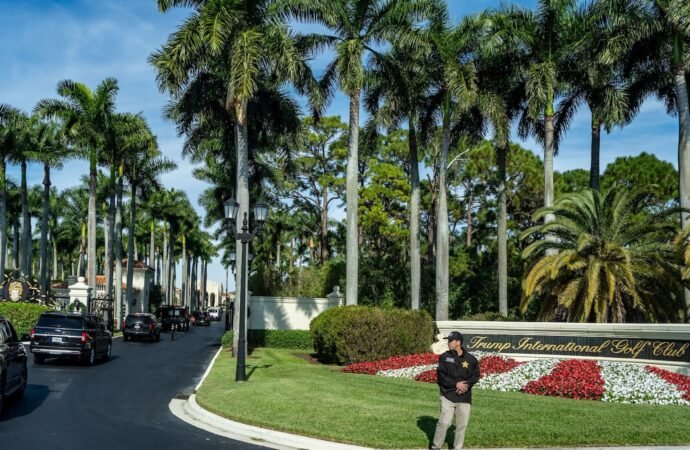 Trump proposes Camp David-style presidential retreat at his private Florida golf club