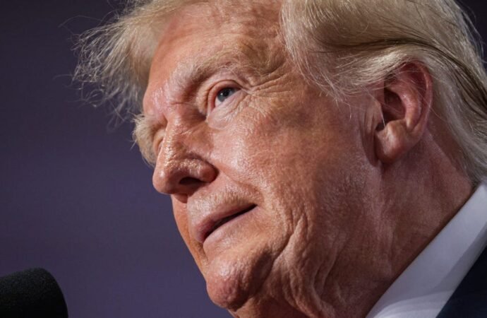 Trump’s quest to bring down gas prices ahead of the midterms is not going great