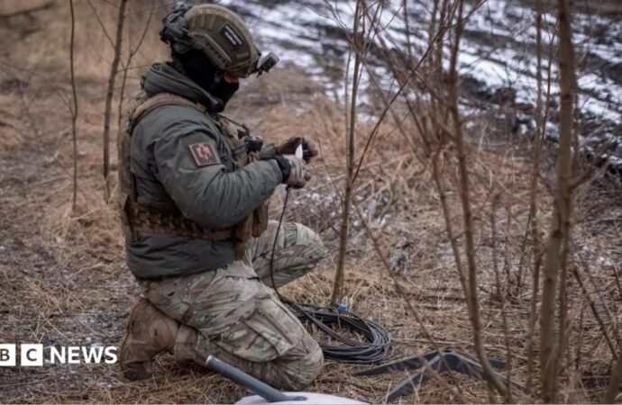 Ukraine war: Why is Starlink internet so important on the battlefield?
