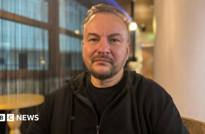 Ukrainians dying because US restricting intelligence sharing, Zelensky adviser tells BBC
