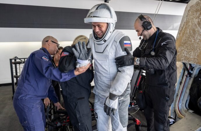 ‘We are so excited to be back’: SpaceX’s recovery ship brought back four astronauts to Earth after an eight-month mission | Fortune
