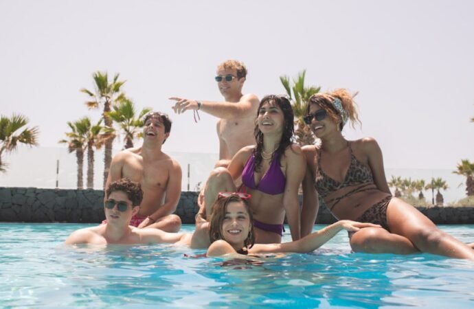 What’s Driving Spanish TV? Spanish Drama Originals on Platforms, Renewals and Crossover Genres
