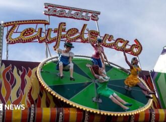Women given free shorts at Oktoberfest to prevent upskirting