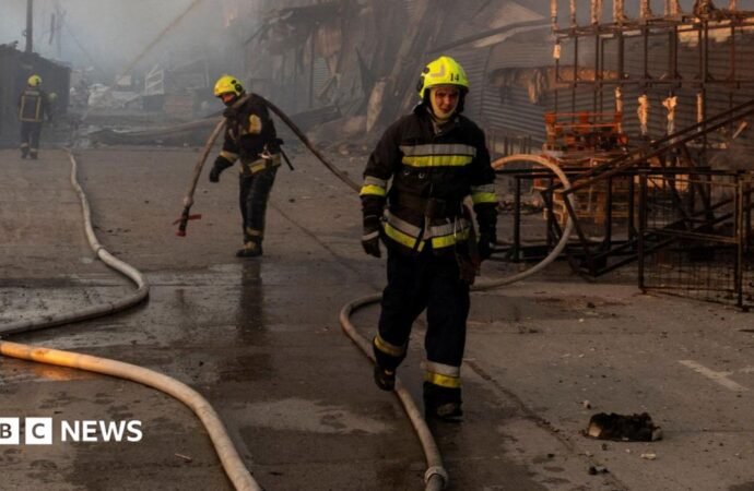 Zelensky condemns ‘vile’ large-scale Russian attacks that killed 20