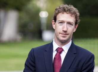 Zuckerberg told Meta directors he might leave California, where he could lose billions to a wealth tax. Now Meta is issuing a new class of stock | Fortune