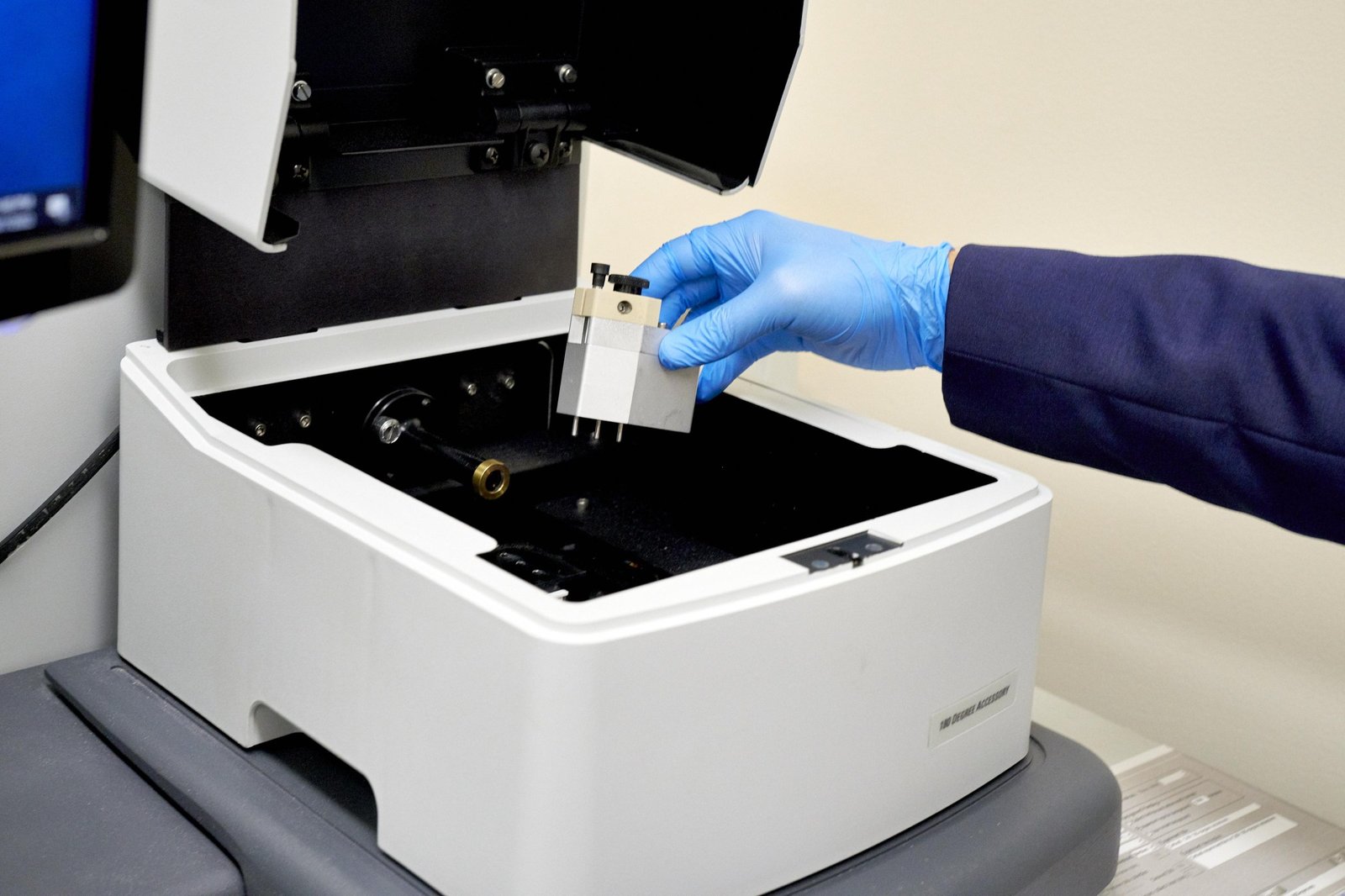 A researcher conducts a Raman Spectroscopy test on a tablet for identification and dosage at the Valisure LLC lab in New Haven, Connecticut, US on Wednesday, Sept. 7, 2022. In the course of just three years, Valisure’s quest to hunt down cancer-causing chemicals in everyday products has impacted pharmaceuticals and consumer goods in markets worth an estimated $9 billion that touch the lives of tens of millions of Americans. Photographer: Gabby Jones/Bloomberg via Getty Images