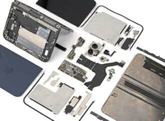 iFixit’s look inside the iPhone Duo may explain those broken screens and hinges