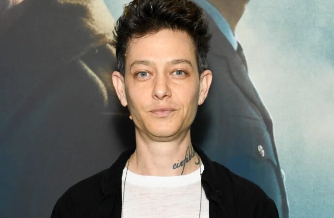 ‘Billions’ and ‘John Wick 3’ Star Asia Kate Dillon Says Acting Jobs Have ‘Diminished’ and They’re in Need of Customer Service Work
