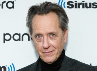 ‘Celebrity Traitors’ Star Richard E. Grant Accidentally Reveals He’s a Traitor to Cast in Premiere, Calls It the ‘Biggest Mistake I’ve Made in My Life’