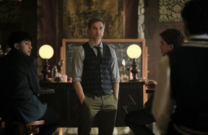‘Coven Academy’ Creator Breaks Down Briar’s Family Tree, Dark Magic as an Addiction Metaphor, ‘Misogyny’ Against Witches — and a Deleted Kiss Scene