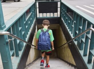 ‘This is not sustainable’: Families with young kids are fleeing NYC’s high cost of living, and the schools are emptying out | Fortune