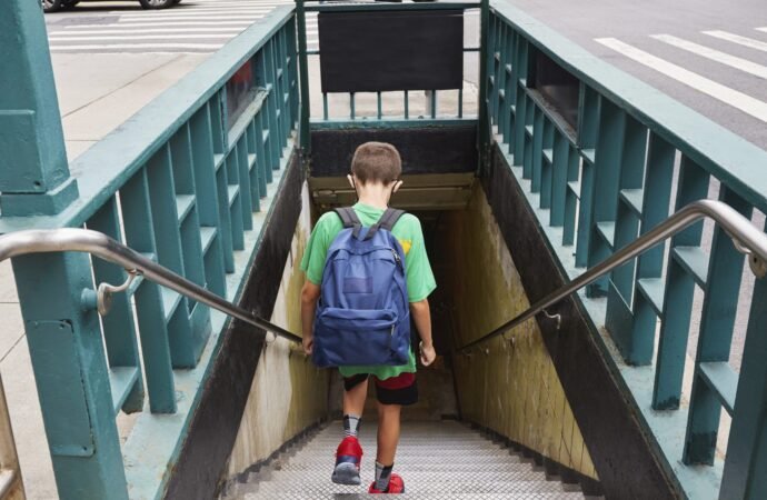 ‘This is not sustainable’: Families with young kids are fleeing NYC’s high cost of living, and the schools are emptying out | Fortune